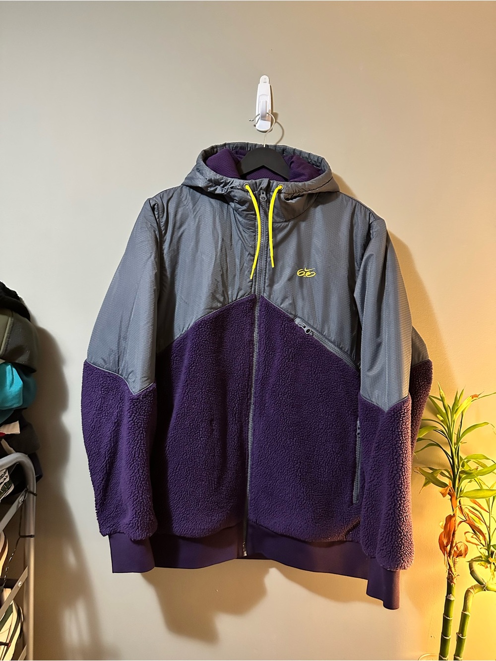 Nike Two-Tone Purple & Gray Hooded Puffer Jacket with Yellow Accents